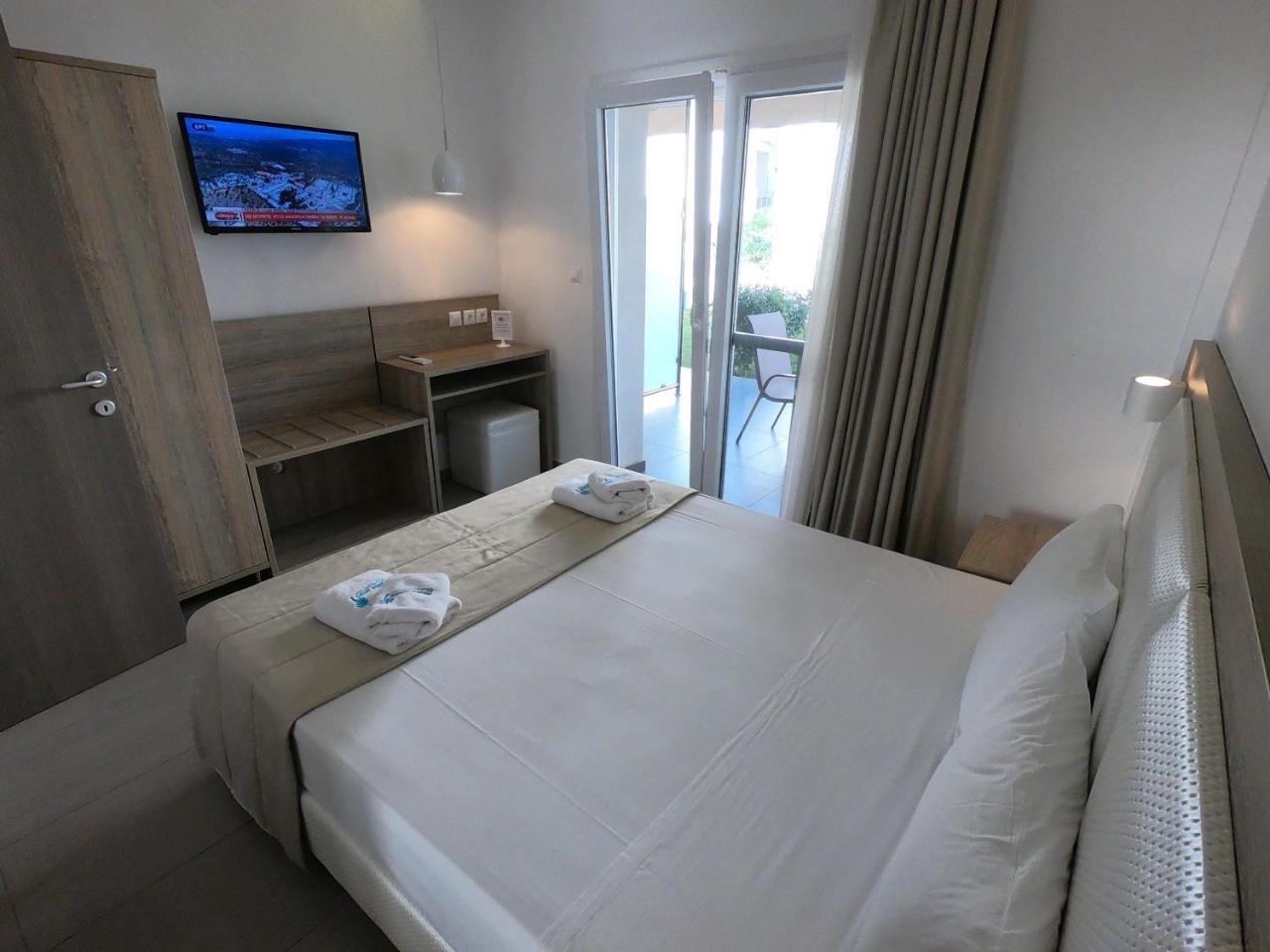 Finikas Garden Beach Resort Nikiti المظهر الخارجي الصورة