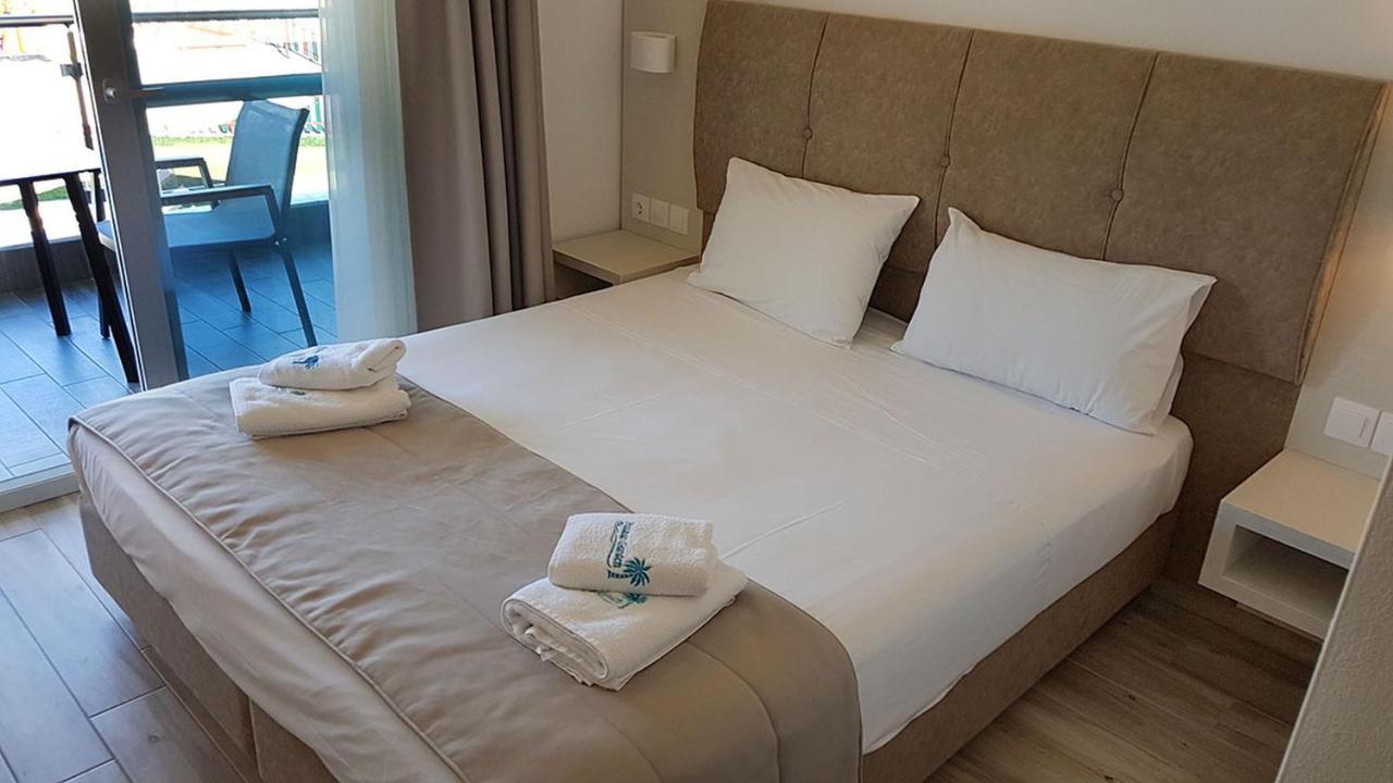 Finikas Garden Beach Resort Nikiti المظهر الخارجي الصورة