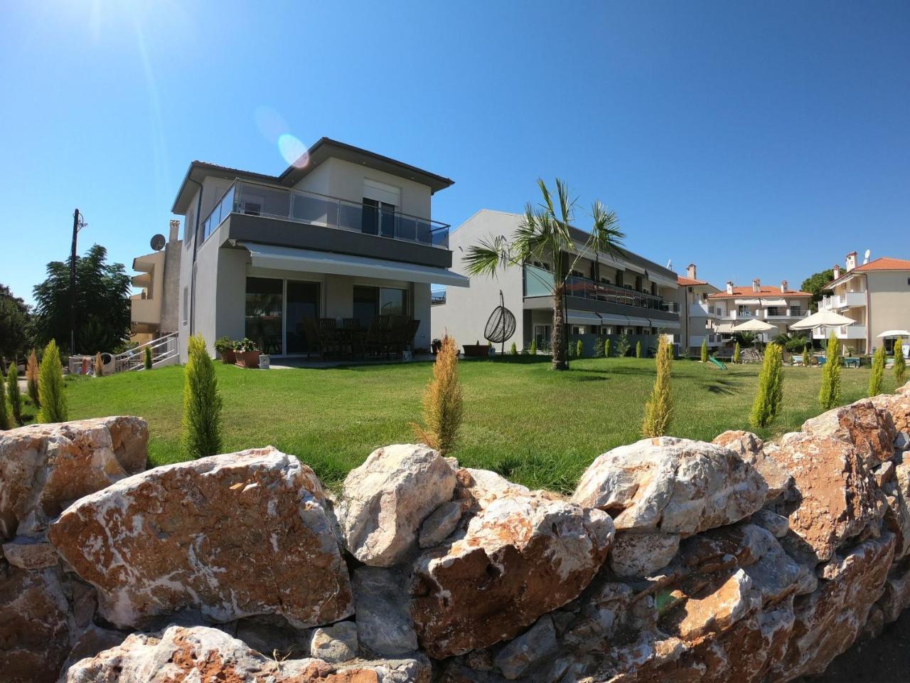 Finikas Garden Beach Resort Nikiti المظهر الخارجي الصورة