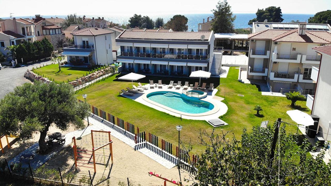 Finikas Garden Beach Resort Nikiti المظهر الخارجي الصورة